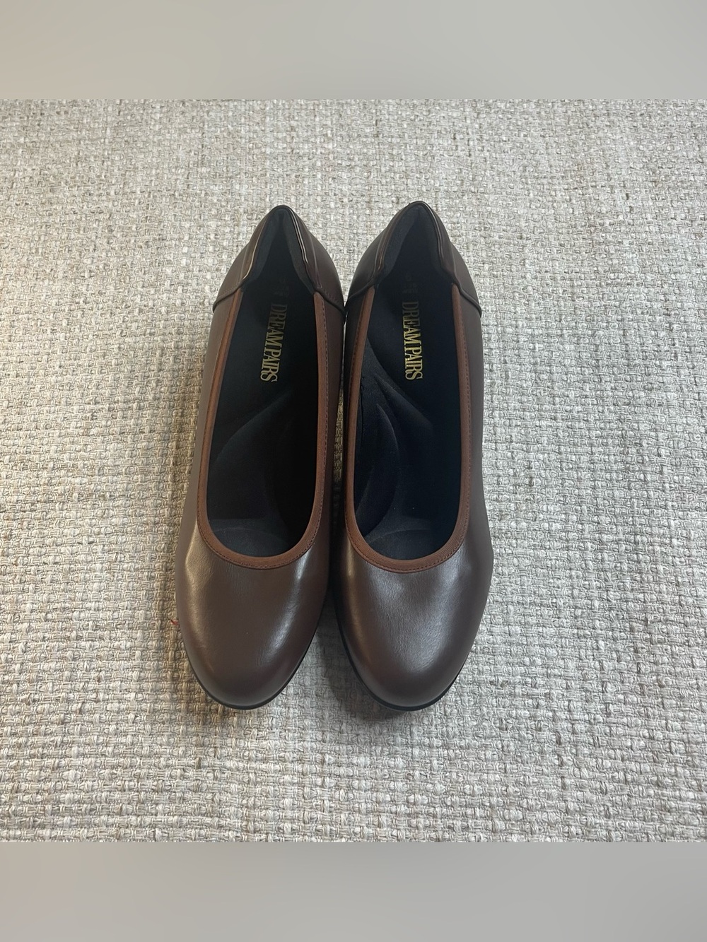 Dream Pairs Women's Brown Classic Round-Toe Flats